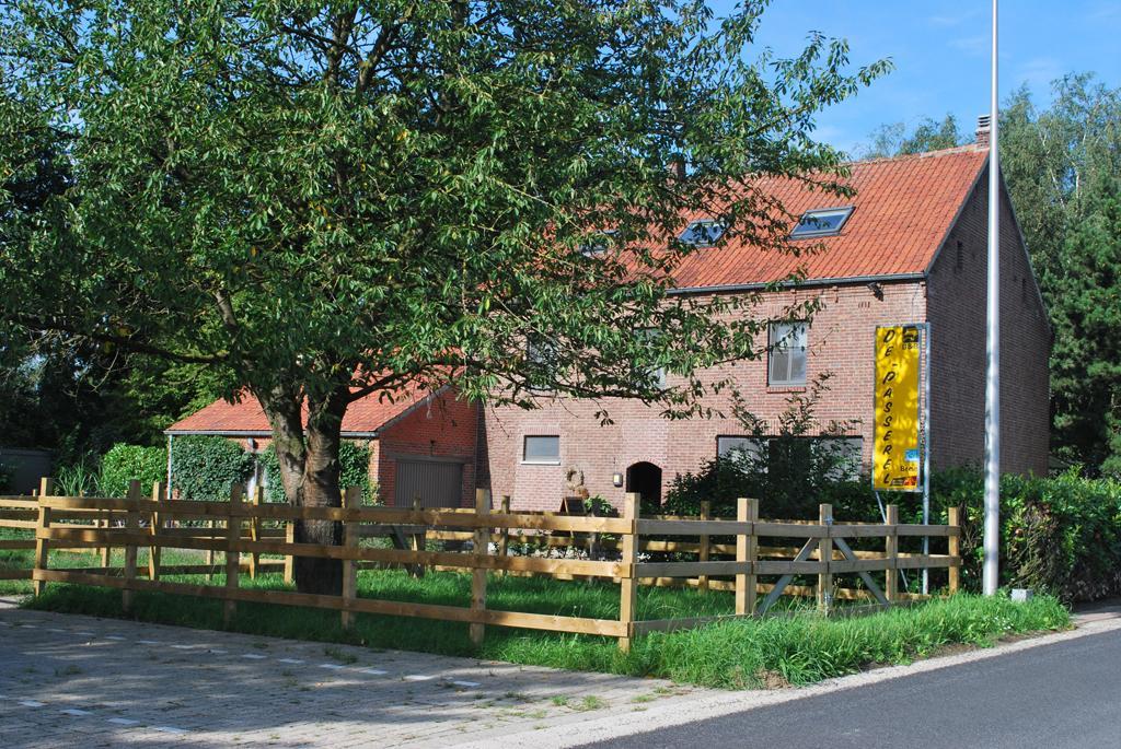 B&B De Passerel Bree Eksteriør billede